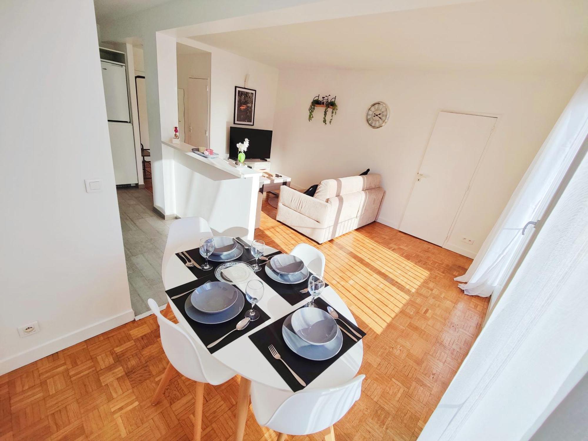Metro A 2 Minutes Paris Centre Le Marais Apartment Romainville Exterior photo